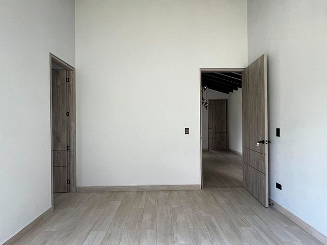 Casa de 5 alcobas en venta en El Carmen De Viboral, El Carmen de Viboral, 400 m² · foto 6 de 18