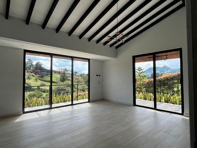 Casa de 5 alcobas en venta en El Carmen De Viboral, El Carmen de Viboral, 400 m² · foto 12 de 18