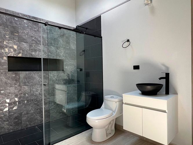 Casa de 5 alcobas en venta en El Carmen De Viboral, El Carmen de Viboral, 400 m² · foto 16 de 18