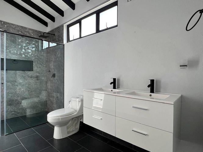 Casa de 5 alcobas en venta en El Carmen De Viboral, El Carmen de Viboral, 400 m² · foto 18 de 18