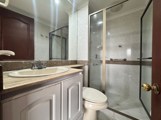 Apartamento de 3 alcobas en venta en El Poblado, Medellín, 146 m² · foto 8 de 16