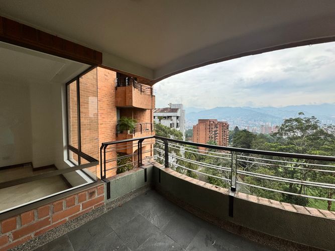 Apartamento de 3 alcobas en venta en El Poblado, Medellín, 146 m² · foto 16 de 16