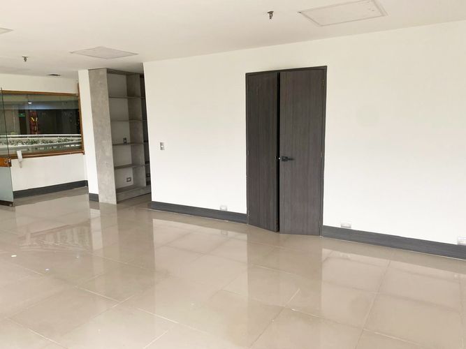 Oficina en arriendo en El Poblado, Medellín, 86 m² · foto 11 de 13