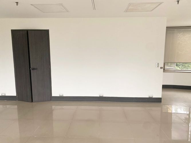 Oficina en arriendo en El Poblado, Medellín, 86 m² · foto 12 de 13