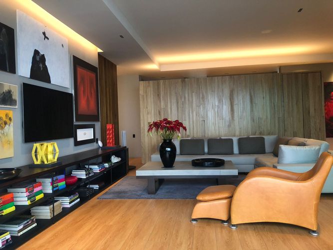 Apartamento de 3 alcobas en venta en El Poblado, Medellín, 280 m² · foto 3 de 19