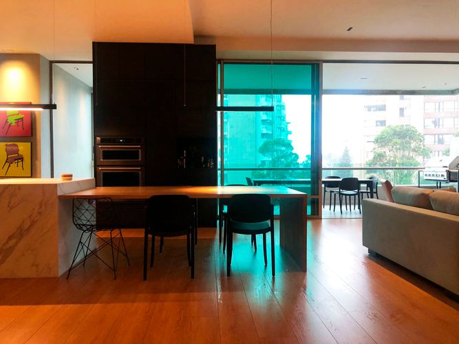 Apartamento de 3 alcobas en venta en El Poblado, Medellín, 280 m² · foto 4 de 19