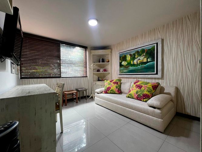 Apartamento de 3 alcobas en arriendo en El Poblado, Medellín, 135 m² · foto 5 de 18