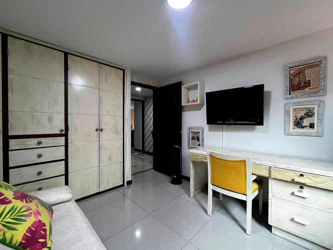 Apartamento de 3 alcobas en arriendo en El Poblado, Medellín, 135 m² · foto 7 de 18