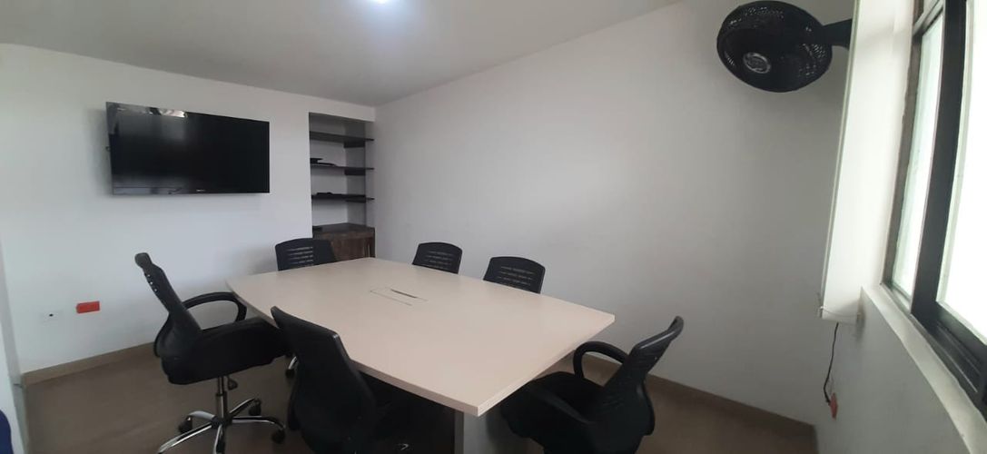 Oficina en venta en Maraya, Pereira, 200 m² · foto 4 de 9