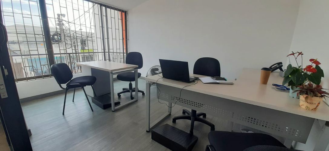 Oficina en venta en Maraya, Pereira, 200 m² · foto 5 de 9
