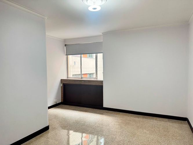 Apartamento de 3 alcobas en arriendo en El Poblado, Medellín, 145 m² · foto 7 de 17