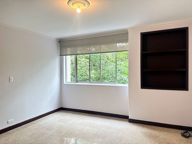 Apartamento de 3 alcobas en arriendo en El Poblado, Medellín, 145 m² · foto 12 de 17