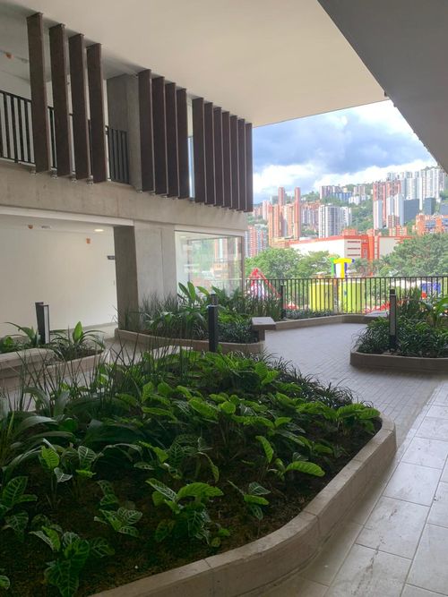 Apartamento de 2 alcobas en venta en Ciudad Del Río, Medellín, 88 m² · foto 18 de 24