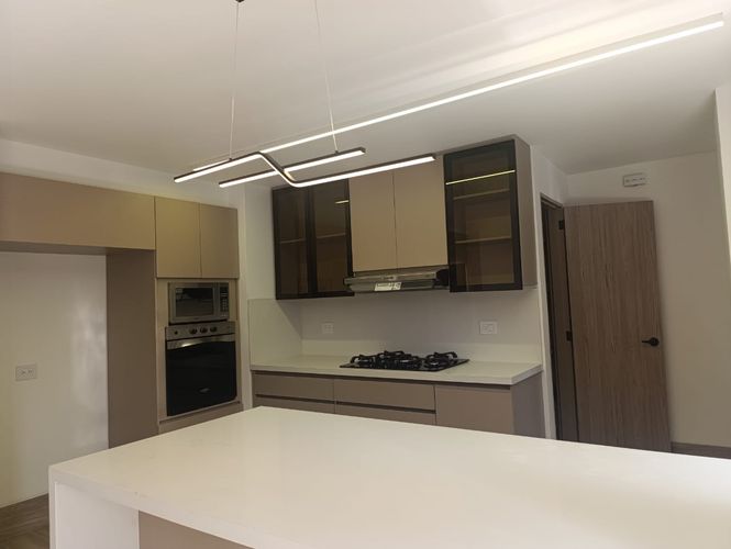 Apartamento de 3 alcobas en venta en El Poblado, Medellín, 230 m² · foto 5 de 20
