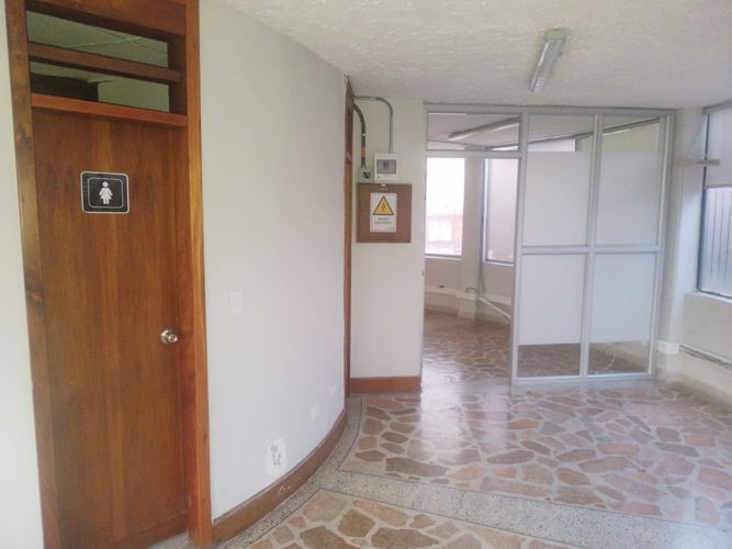 Bodega en venta en Centro Administrativo, Medellín, 800 m² · foto 10 de 15