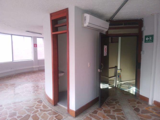 Bodega en venta en Centro Administrativo, Medellín, 800 m² · foto 11 de 15