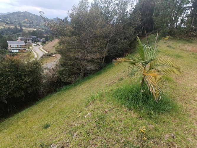 Lote en venta en Loma Del Escobero, El Retiro, 1611 m² · foto 4 de 11