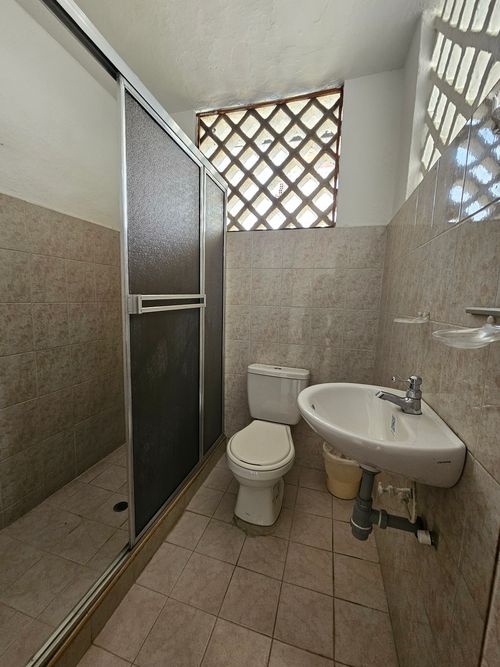 Casa de 5 alcobas en venta en Santander, Girardot, 247 m² · foto 4 de 23