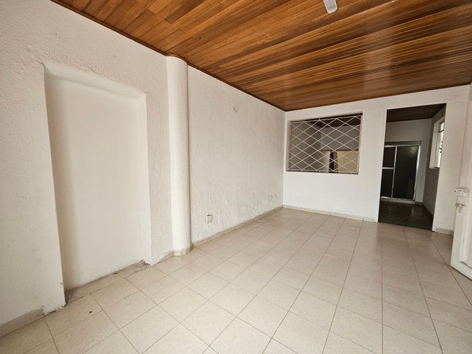 Casa de 5 alcobas en venta en Santander, Girardot, 247 m² · foto 12 de 23