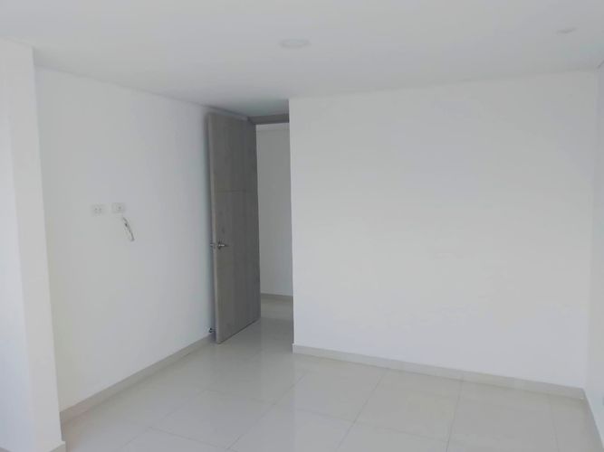 Apartamento de 3 alcobas en arriendo en Laureles, Medellín, 170 m² · foto 6 de 17