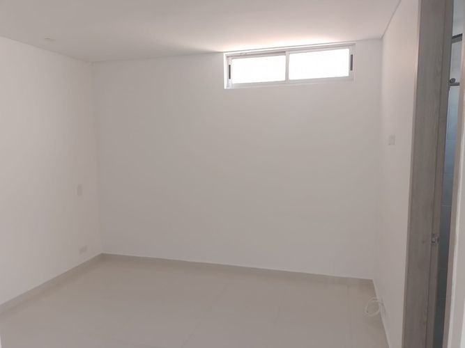 Apartamento de 3 alcobas en arriendo en Laureles, Medellín, 170 m² · foto 12 de 17