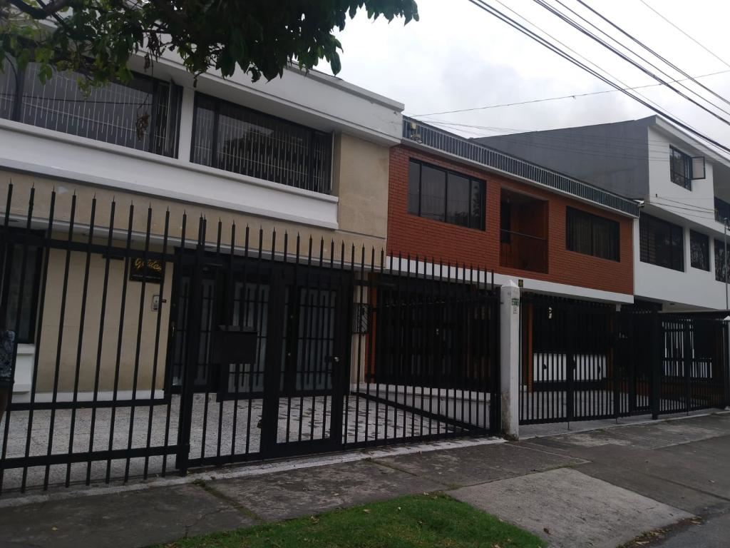 Casa en venta en Santa Barbara, Bogotá · foto 8 de 21