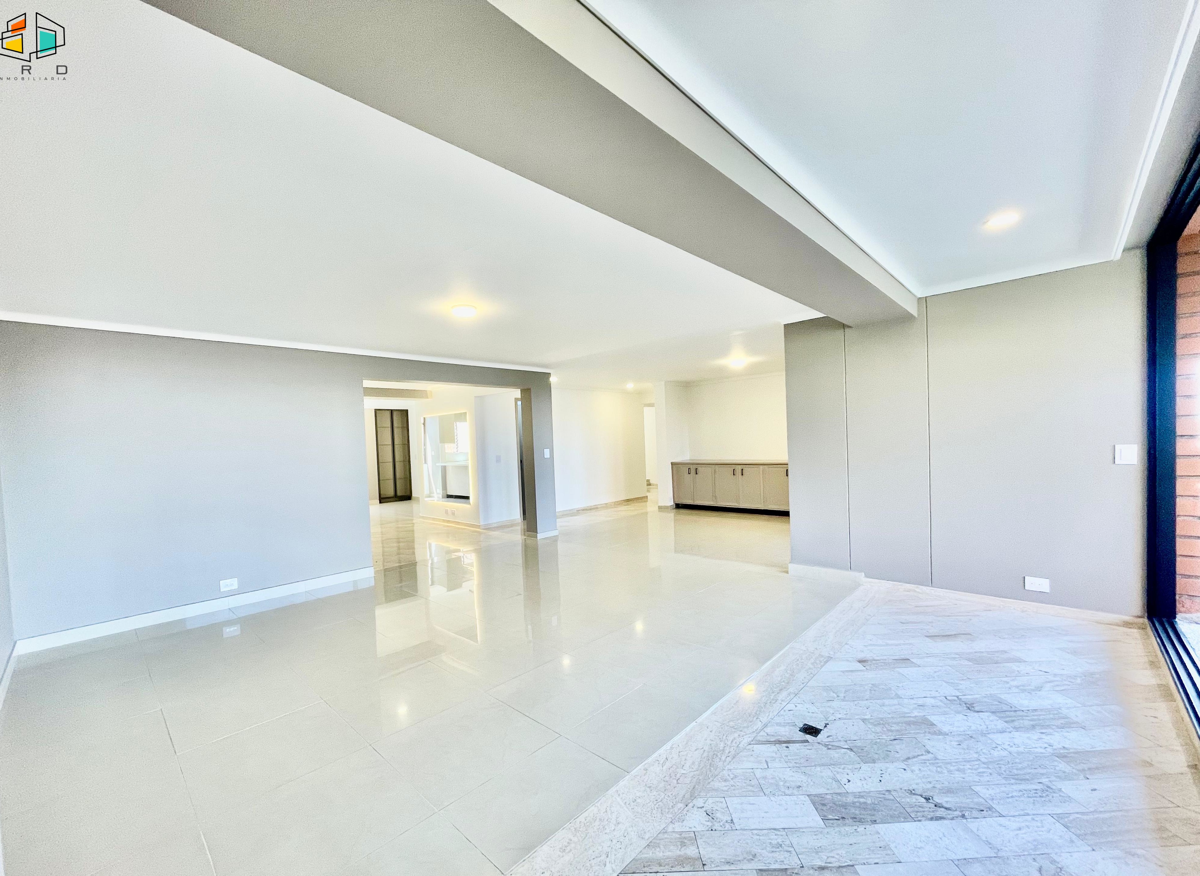 Apartamento en venta en El Poblado, Medellín 4