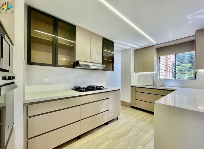 Apartamento de 4 alcobas en venta en El Poblado, Medellín, 278 m² · foto 7 de 24