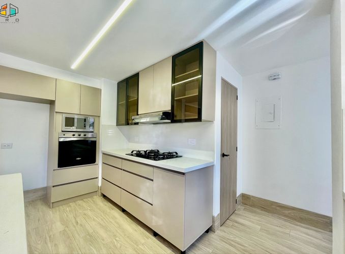Apartamento de 4 alcobas en venta en El Poblado, Medellín, 278 m² · foto 9 de 24