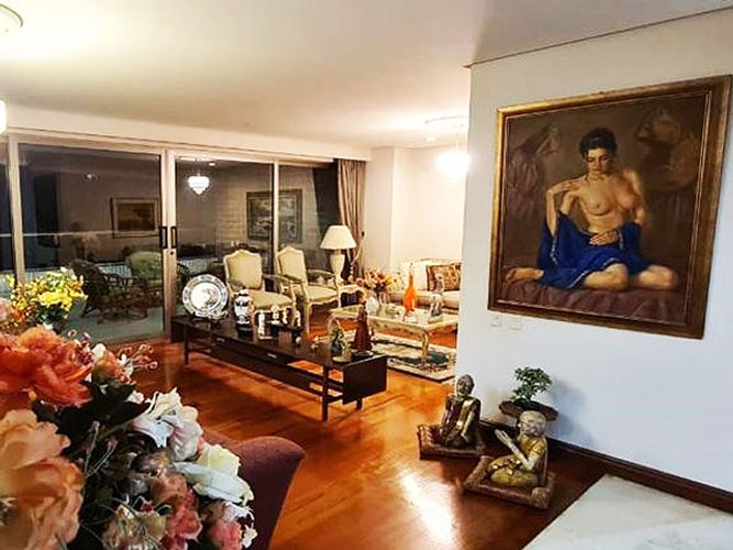 Apartamento de 3 alcobas en arriendo en El Poblado, Medellín, 280 m² · foto 2 de 15