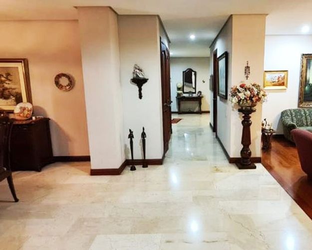 Apartamento de 3 alcobas en arriendo en El Poblado, Medellín, 280 m² · foto 8 de 15