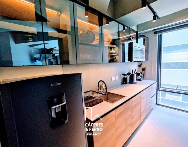 Apartaestudio en venta en Chicó Navarra, Bogotá, 27 m² · foto 8 de 24