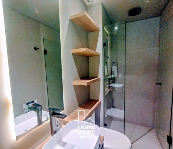 Apartaestudio en venta en Chicó Navarra, Bogotá, 27 m² · foto 11 de 24