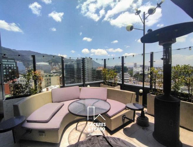 Apartaestudio en venta en Chicó Navarra, Bogotá, 27 m² · foto 13 de 24