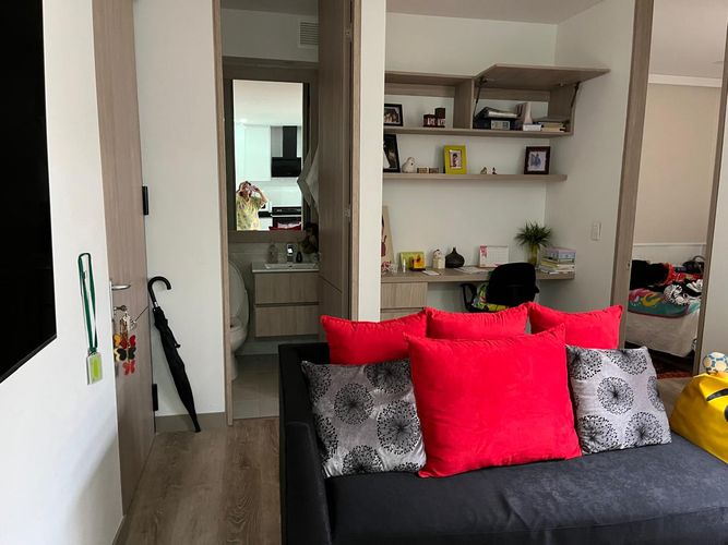 Apartamento en venta en Santa Barbara Central, Bogotá · foto 2 de 4