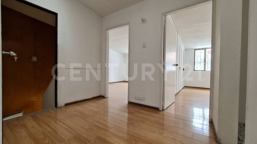 Casa de 4 alcobas en venta en La Castellana, Bogotá, 240 m² · foto 18 de 23