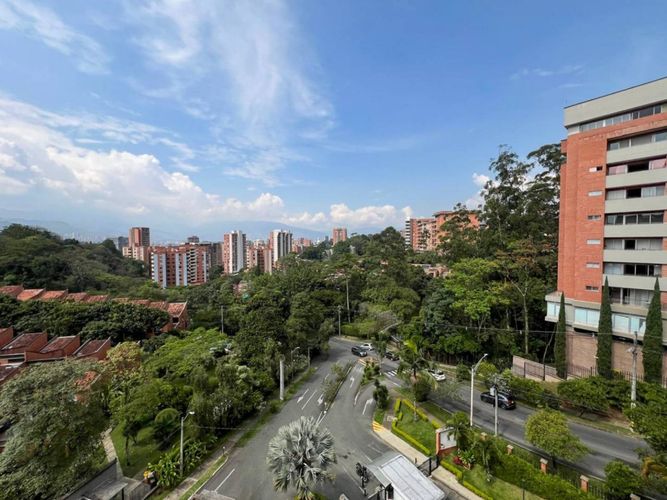 Apartamento en venta en La Abadia, Envigado · foto 14 de 23