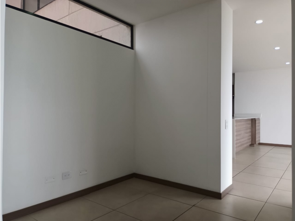 Apartamento en arriendo en La Pradera, Envigado · foto 8 de 24