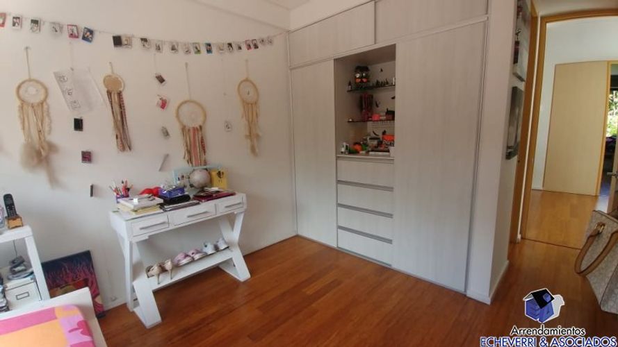 Casa de 3 alcobas en venta en Loma El Atravesado, Envigado, 185 m² · foto 14 de 18