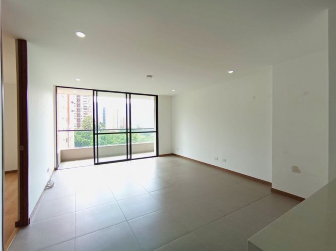 Apartamento de 1 alcoba en arriendo en Camino Verde, Envigado, 62 m² · foto 3 de 10
