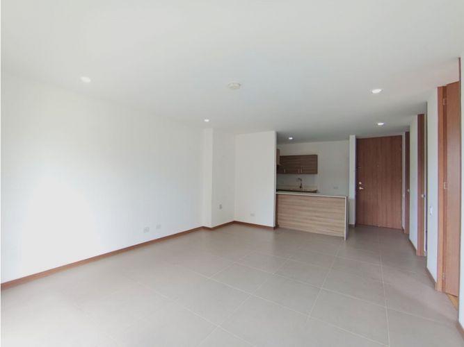 Apartamento de 1 alcoba en arriendo en Camino Verde, Envigado, 62 m² · foto 4 de 10