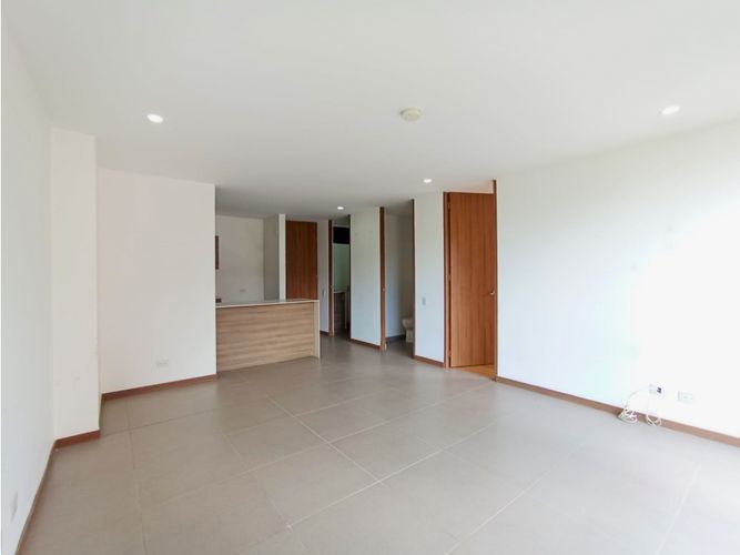 Apartamento de 1 alcoba en arriendo en Camino Verde, Envigado, 62 m² · foto 5 de 10