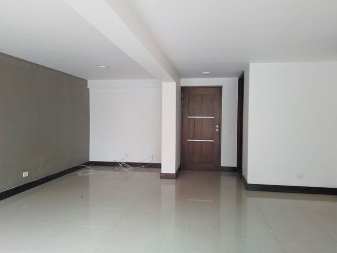 Apartamento de 3 alcobas en venta en El Poblado, Medellín, 150 m² · foto 6 de 15