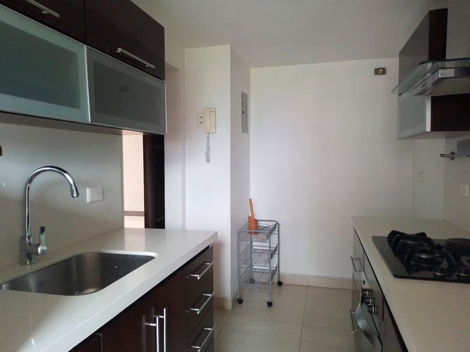 Apartamento de 3 alcobas en venta en El Poblado, Medellín, 150 m² · foto 8 de 15