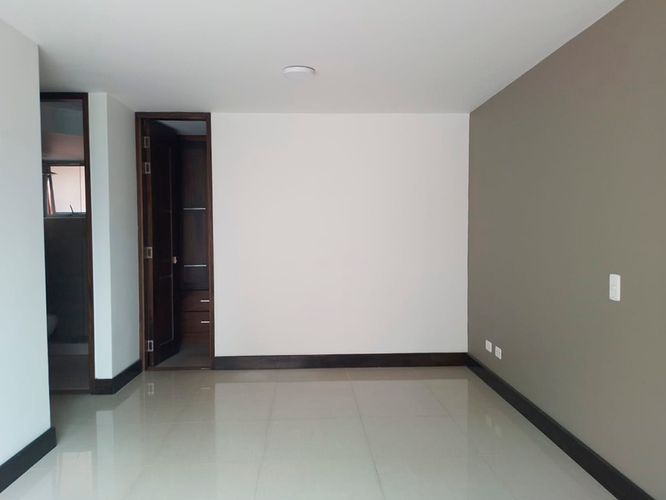 Apartamento de 3 alcobas en venta en El Poblado, Medellín, 150 m² · foto 9 de 15