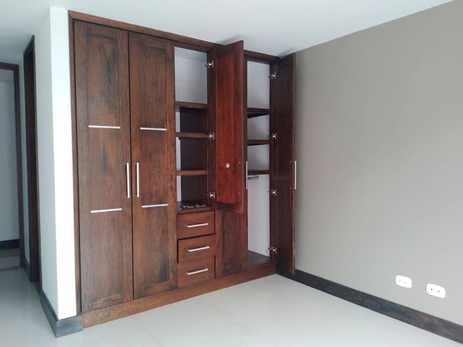 Apartamento de 3 alcobas en venta en El Poblado, Medellín, 150 m² · foto 10 de 15
