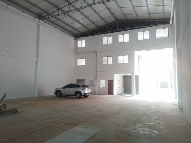 Bodega en arriendo en Caqueta, La Estrella, 718 m² · foto 2 de 13