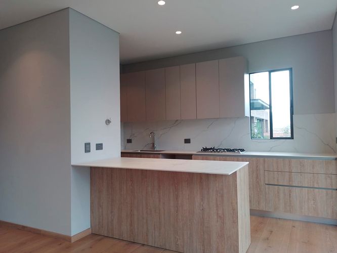 Apartamento de 2 alcobas en arriendo en El Poblado, Medellín, 122 m² · foto 6 de 15