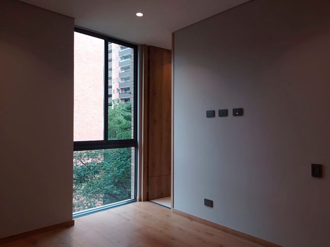 Apartamento de 2 alcobas en arriendo en El Poblado, Medellín, 122 m² · foto 9 de 15