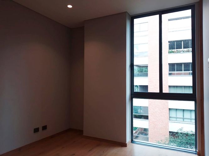 Apartamento de 2 alcobas en arriendo en El Poblado, Medellín, 122 m² · foto 13 de 15